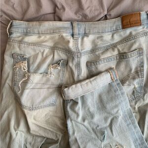 American Eagle Light Wash Distressed Oversized Baggy Jeans Y2K Grunge